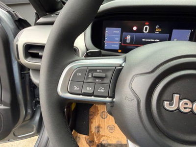 Jeep Avenger 1.2 turbo e-hybrid mhev Upland 4xe 145cv edct6 (11)