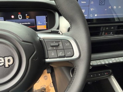 Jeep Avenger 1.2 turbo e-hybrid mhev Upland 4xe 145cv edct6 (12)