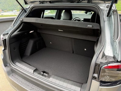 Jeep Avenger 1.2 turbo e-hybrid mhev Upland 4xe 145cv edct6 (18)