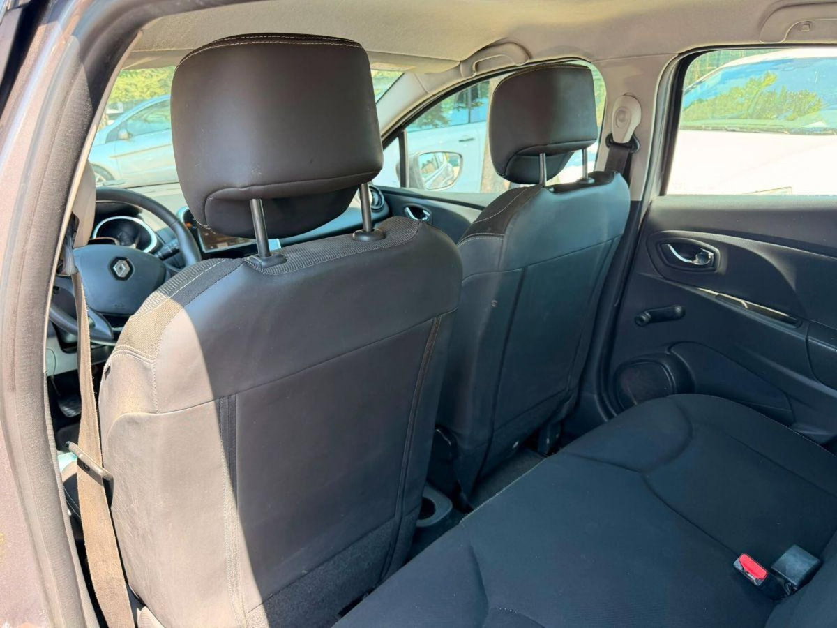 Renault Clio SCe 75 CV 5 porte Zen (19)