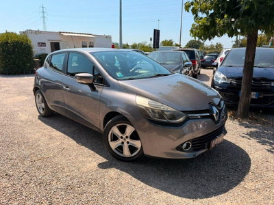 Renault Clio SCe 75 CV 5 porte Zen (2)