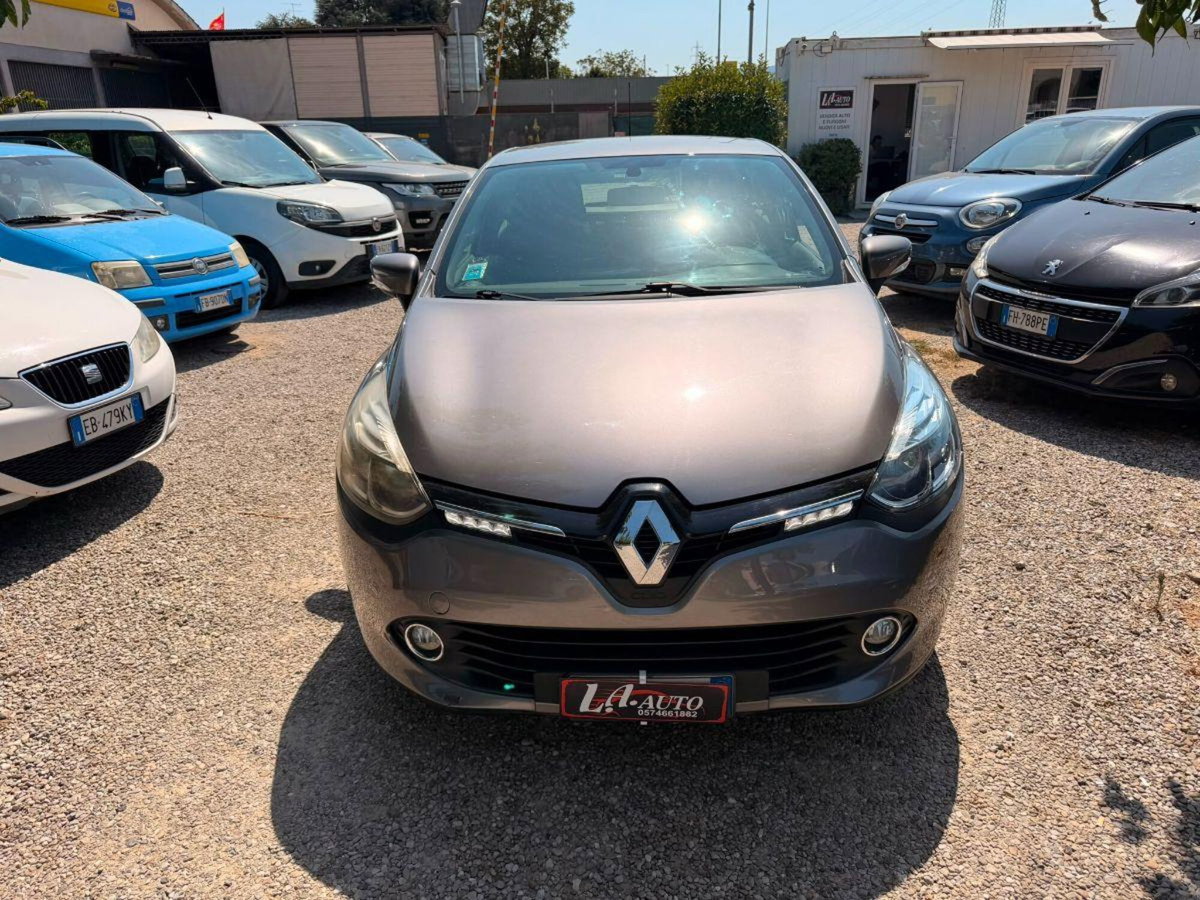Renault Clio SCe 75 CV 5 porte Zen (5)