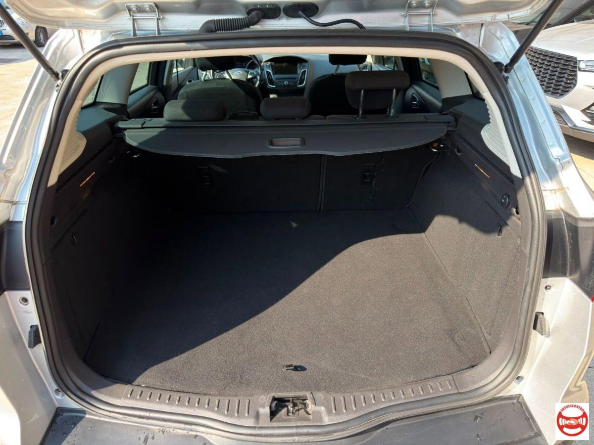 Ford Focus Station Wagon 1.5 TDCi 120 CV Start&Stop SW Titanium (15)
