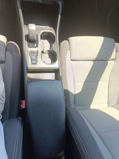 Volvo XC40 T4 Recharge Plug-in Hybrid automatico Core (17)