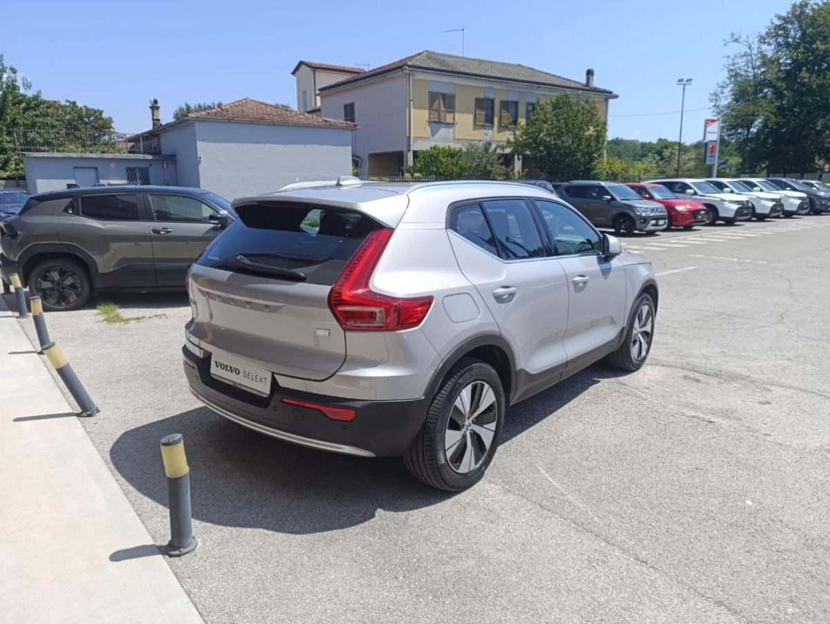 Volvo XC40 T4 Recharge Plug-in Hybrid automatico Core (3)