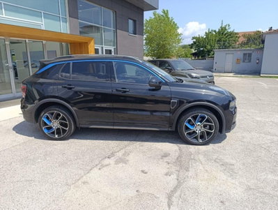 Lynk & Co 01 01 1.5 td phev (2)