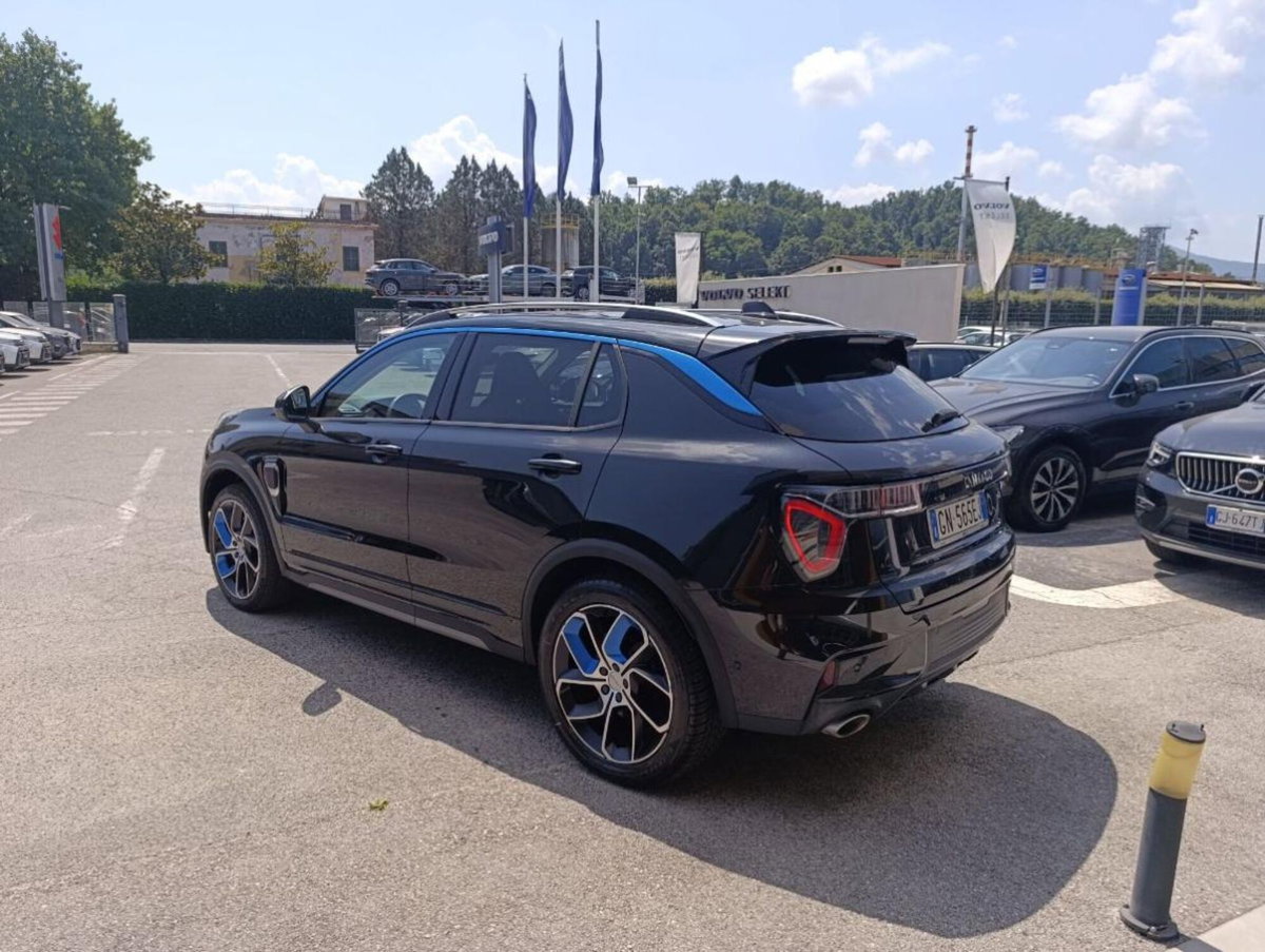Lynk & Co 01 01 1.5 td phev (5)