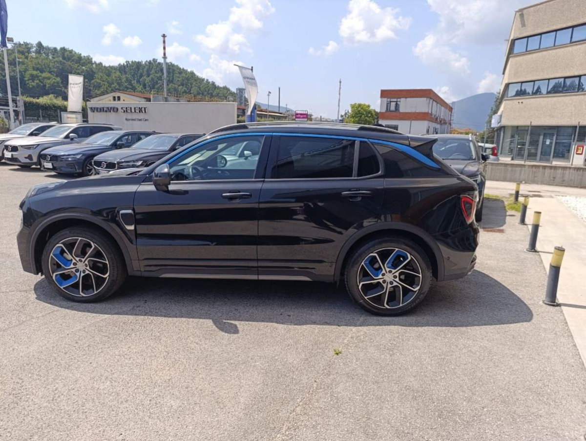 Lynk & Co 01 01 1.5 td phev (6)