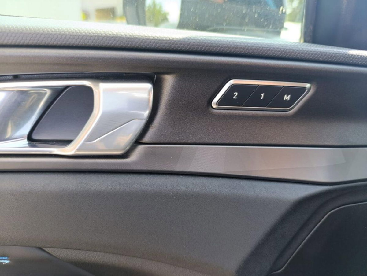Lynk & Co 01 01 1.5 td phev (9)