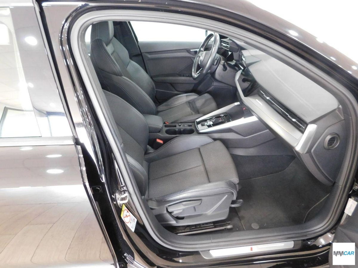 Audi A3 Sportback 30 TDI S tronic Business (10)
