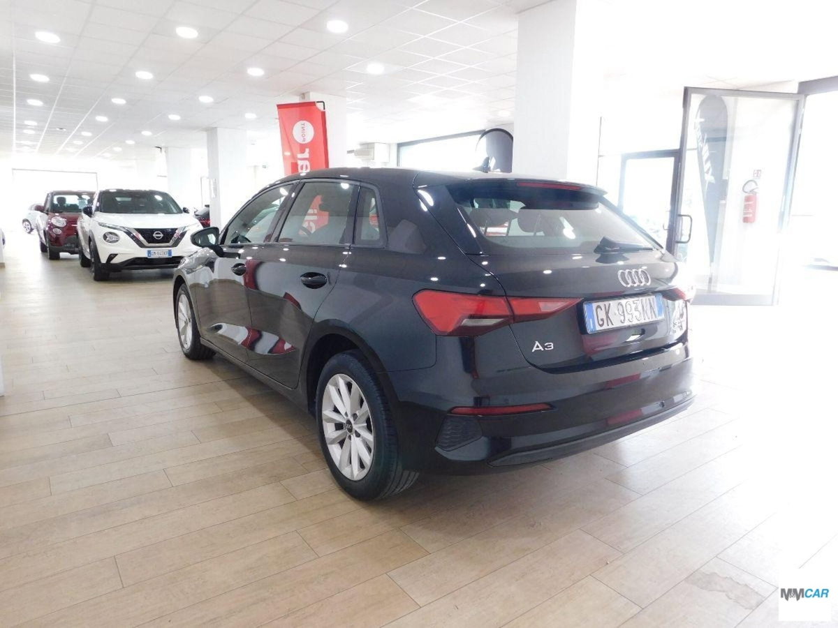 Audi A3 Sportback 30 TDI S tronic Business (4)