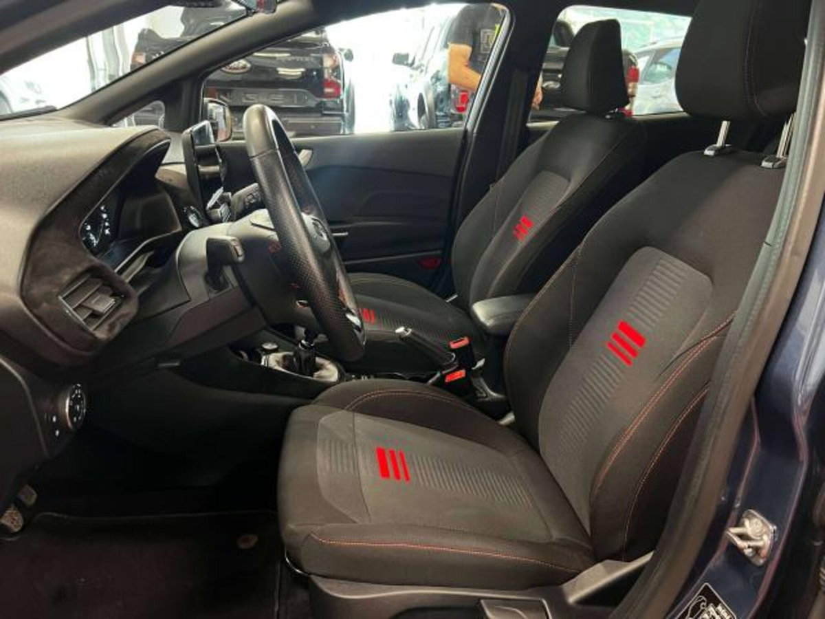 Ford Fiesta 1.0 Ecoboost 125 CV DCT ST-Line (8)