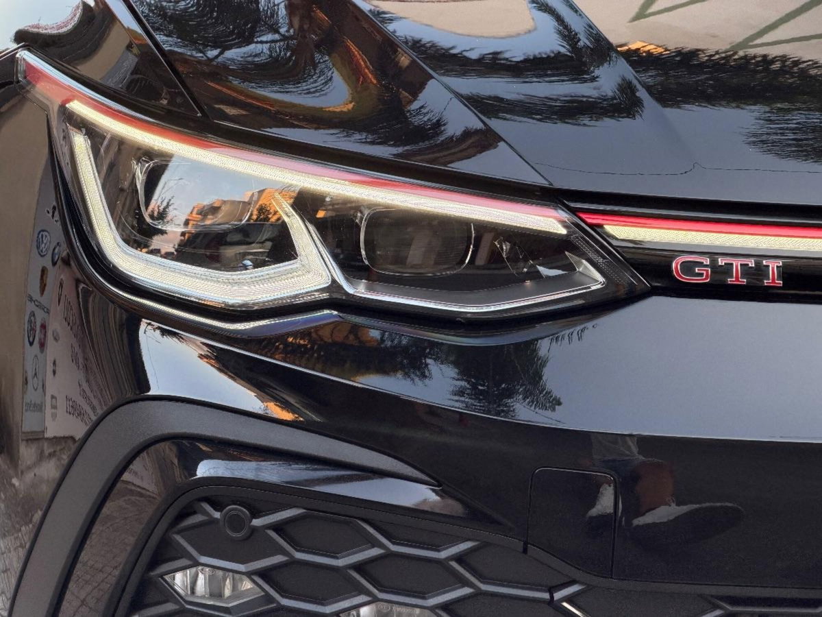 Volkswagen Golf GTI Performance 2.0 245 CV TSI 5p. BMT (10)