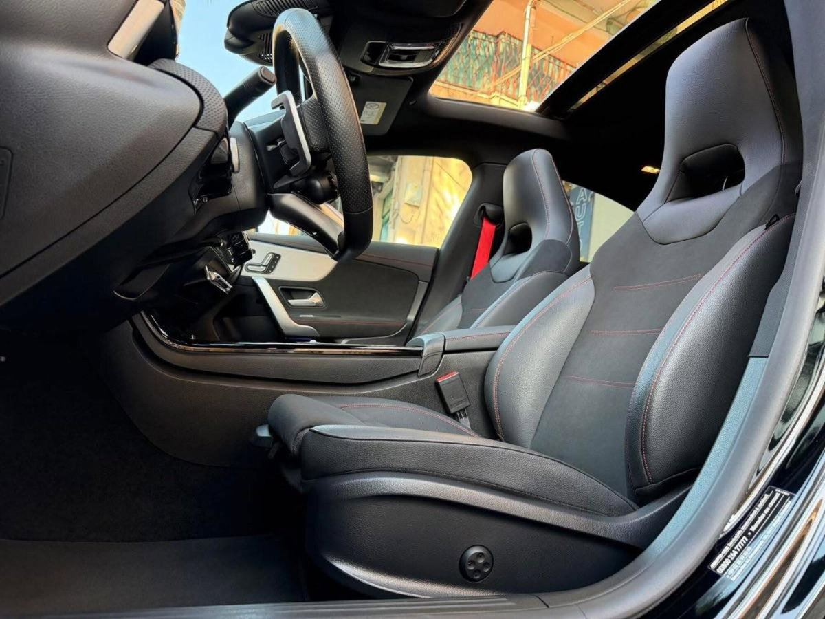Mercedes-Benz CLA 35 AMG 4Matic (14)