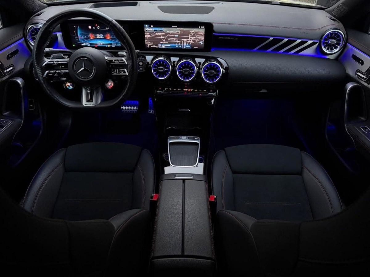 Mercedes-Benz CLA 35 AMG 4Matic (16)