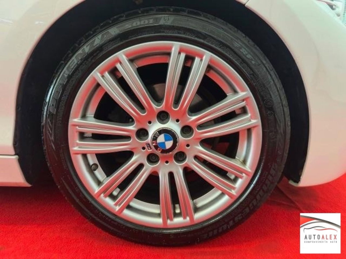 BMW Serie 1 116d Msport (11)