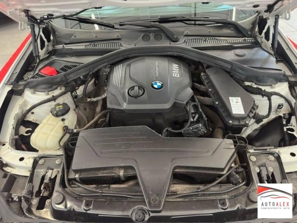 BMW Serie 1 116d Msport (15)