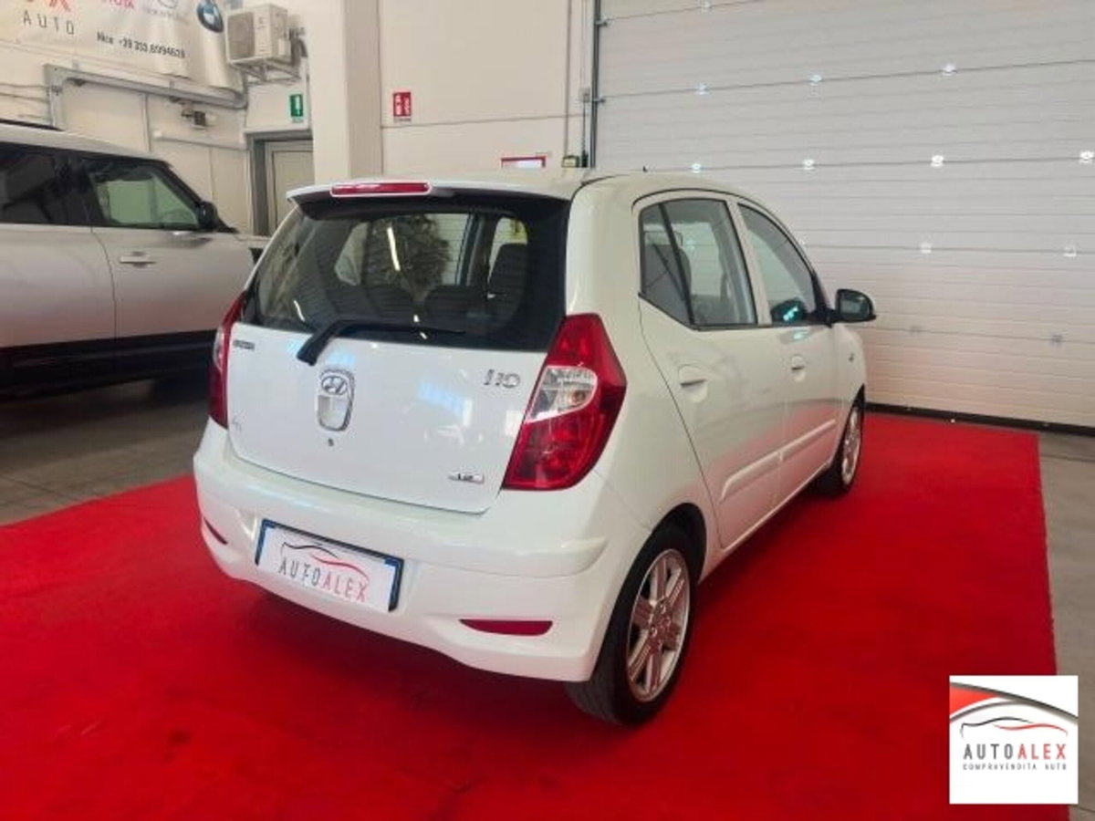 Hyundai i10 1.2 16V Premium (3)
