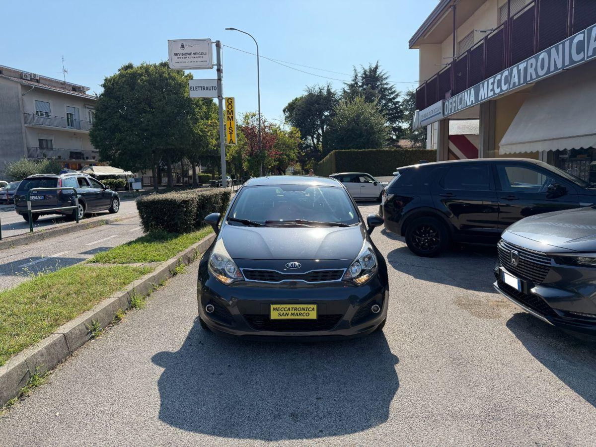 Kia Rio 1.2 CVVT 5p. Active (2)