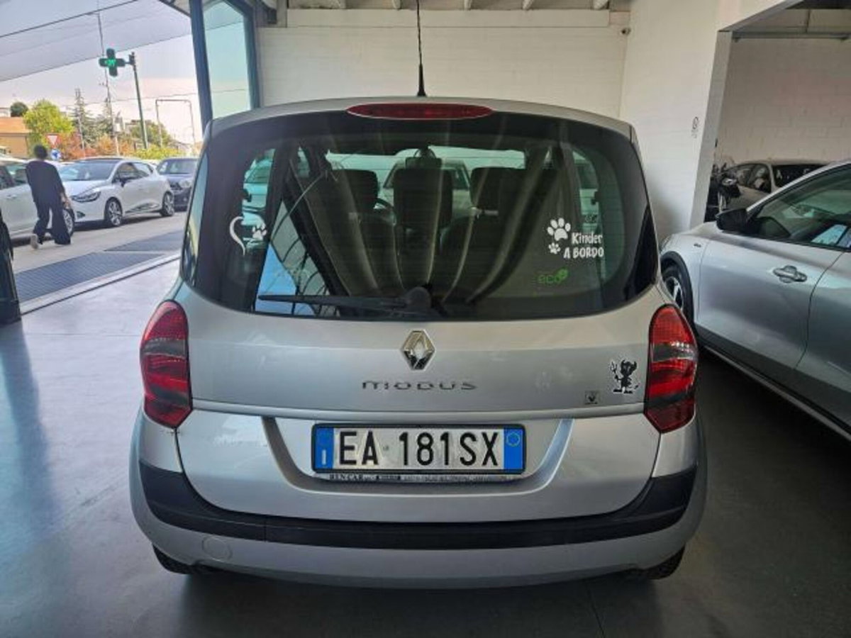 Renault Modus 1.2 16V Expression (4)