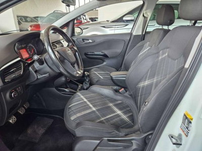 Opel Corsa 1.4 90CV 5 porte b-Color (7)