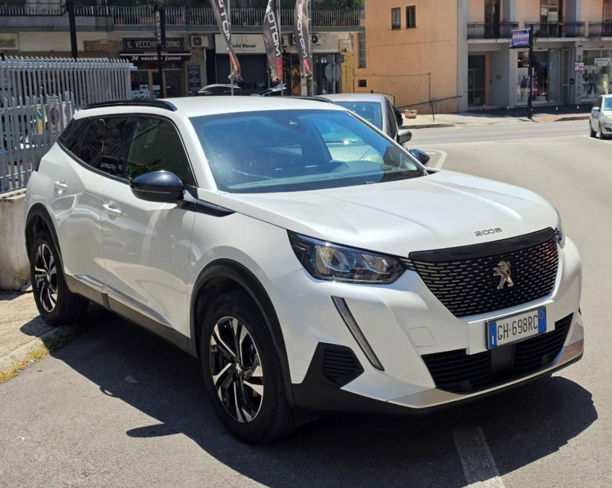 Peugeot 2008 BlueHDi 110 S&S Allure