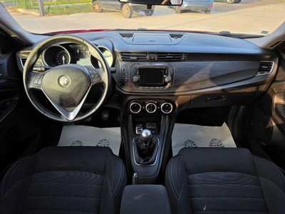 Alfa Romeo Giulietta 1.6 JTDm Super 120cv (11)