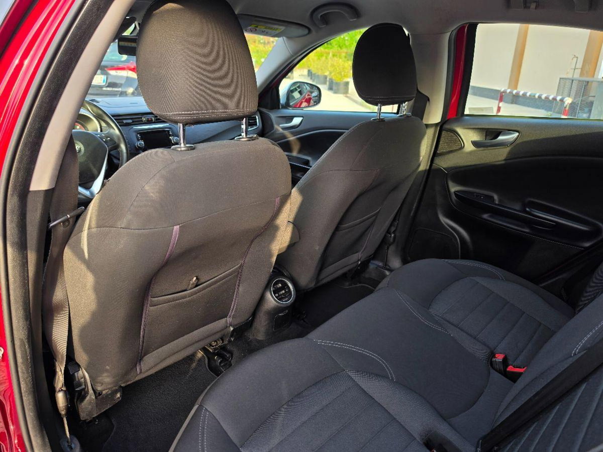 Alfa Romeo Giulietta 1.6 JTDm Super 120cv (14)