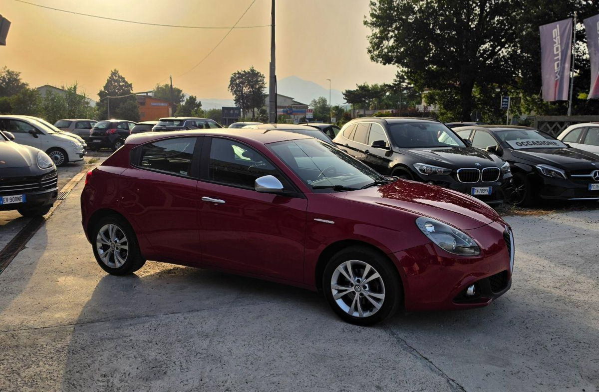 Alfa Romeo Giulietta 1.6 JTDm Super 120cv (4)