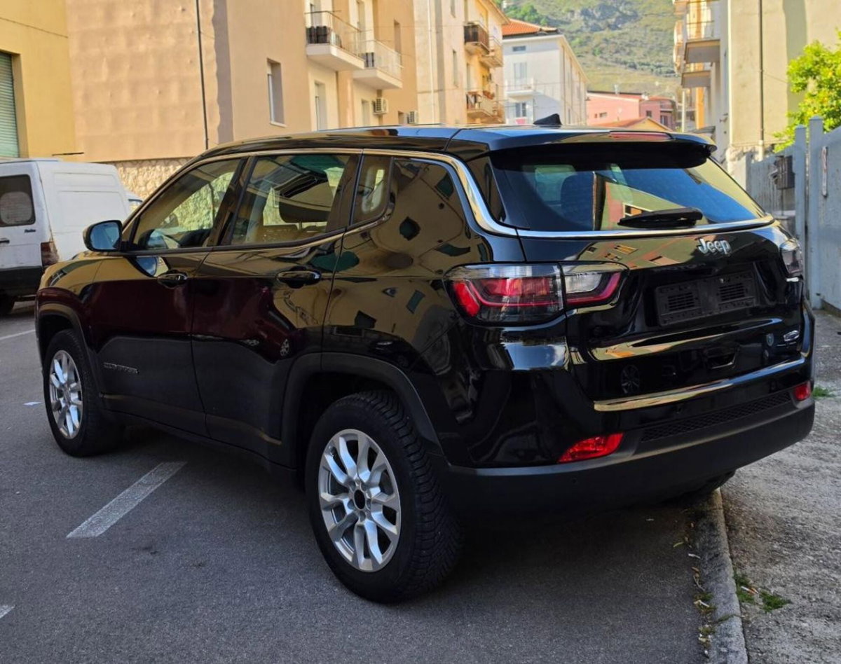 Jeep Compass 1.6 Multijet II 2WD Longitude (16)