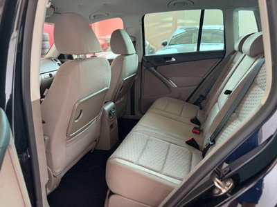 Volkswagen Tiguan 2.0 16V TDI DPF Track & Field (28°) (10)
