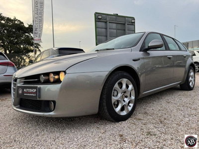 Alfa Romeo 159 SportWagon 1.9 JTS 16V Sportwagon Distinctive (2)