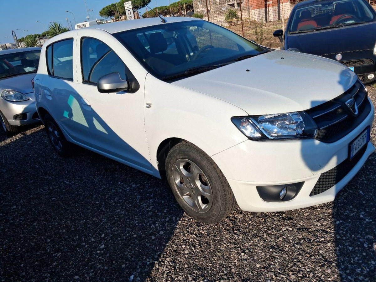 Dacia Sandero 1.2 GPL 75CV La Gazzetta dello Sport (13)