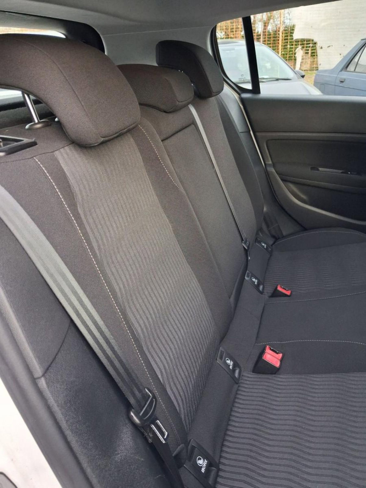 Peugeot 308 SW 1.6 e-HDi 115 CV Stop&Start GT Line (20)