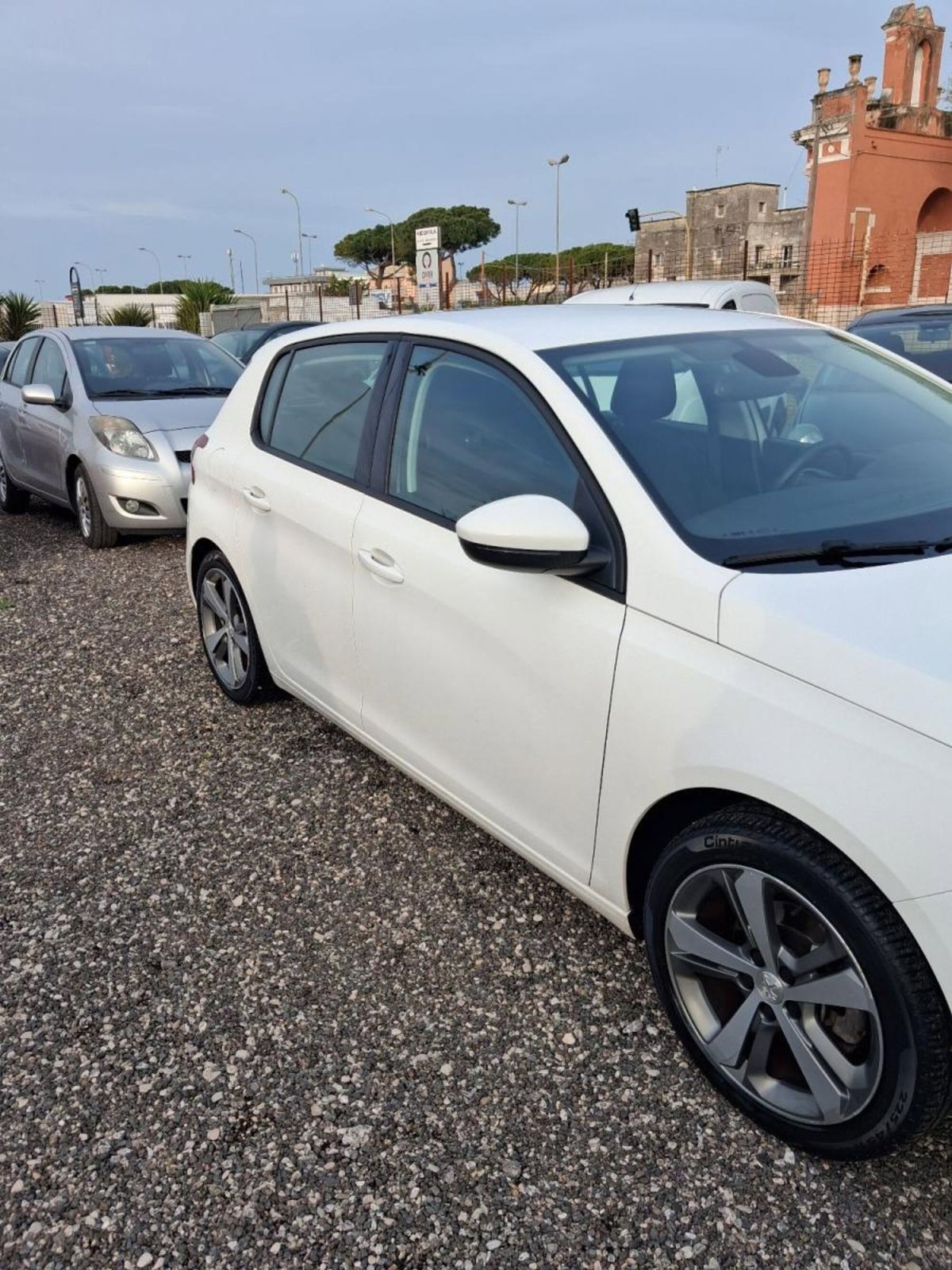 Peugeot 308 SW 1.6 e-HDi 115 CV Stop&Start GT Line (5)
