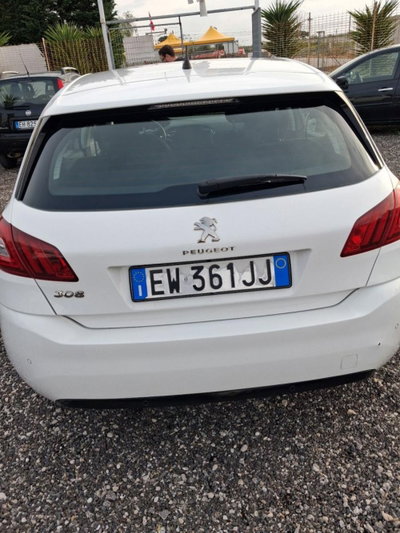 Peugeot 308 SW 1.6 e-HDi 115 CV Stop&Start GT Line (7)