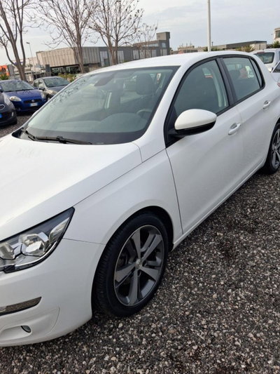 Peugeot 308 SW 1.6 e-HDi 115 CV Stop&Start GT Line (8)