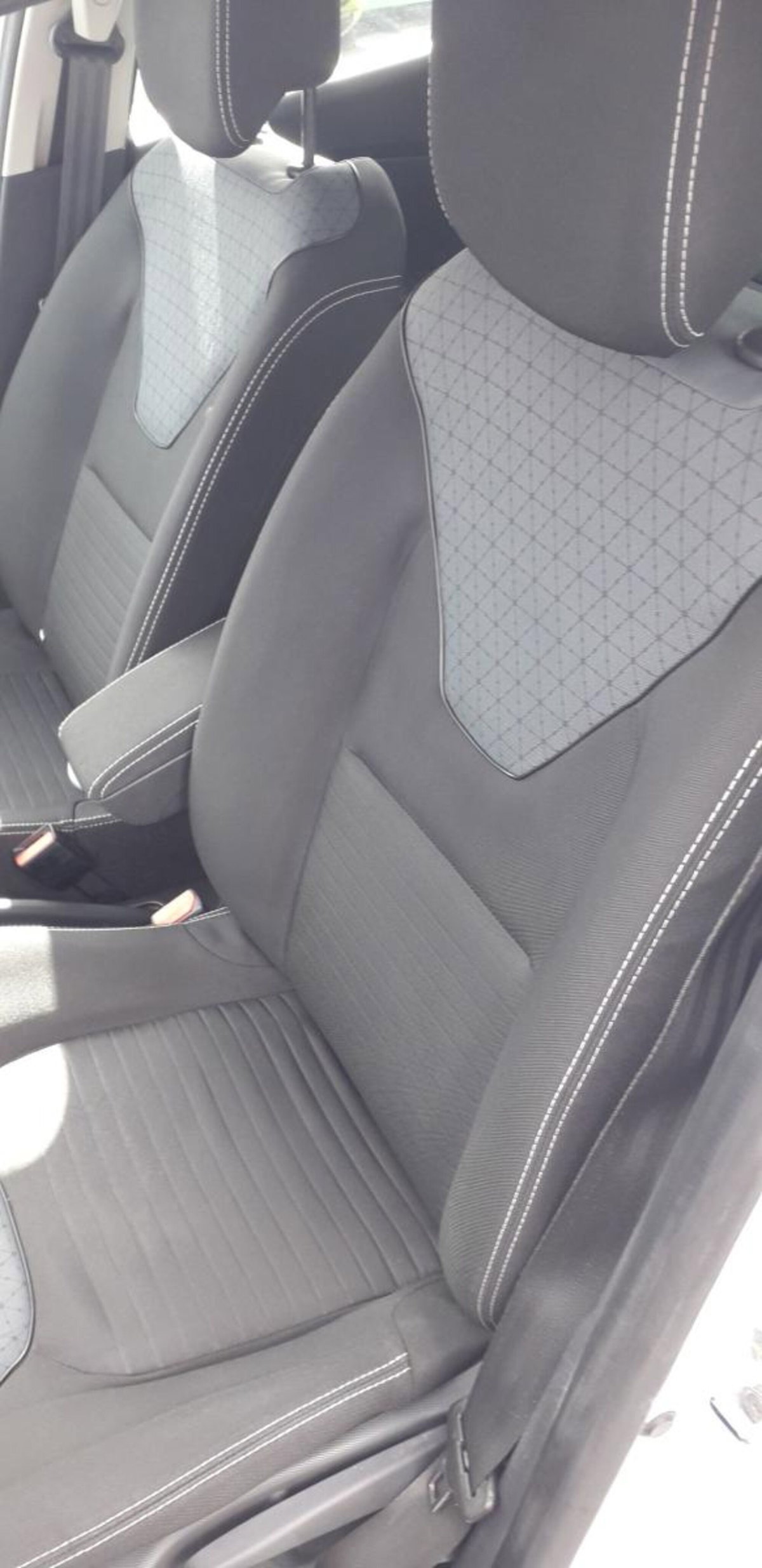 Renault Clio 0.9 TCe 12V 90CV Start&Stop 5 porte Duel (12)