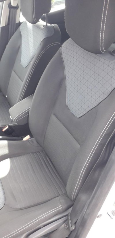 Renault Clio 0.9 TCe 12V 90CV Start&Stop 5 porte Duel (12)