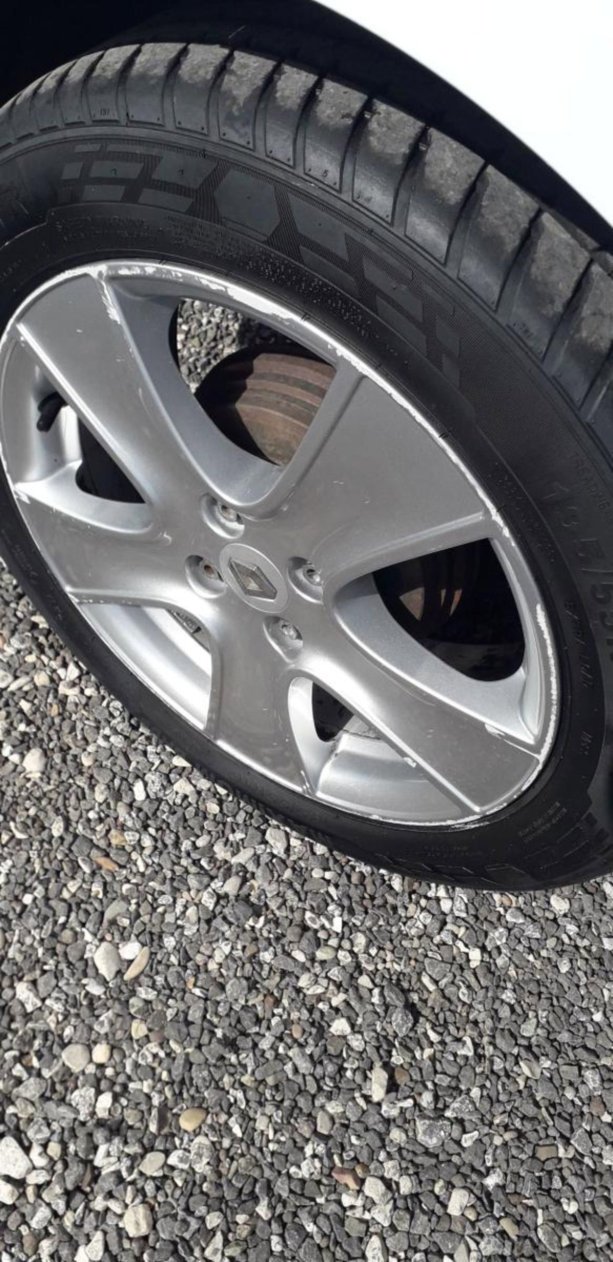 Renault Clio 0.9 TCe 12V 90CV Start&Stop 5 porte Duel (3)