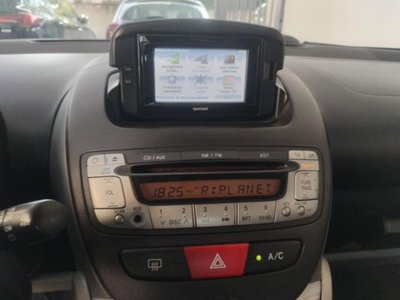 Toyota Aygo 1.0 12V VVT-i 5 porte Now Connect (6)