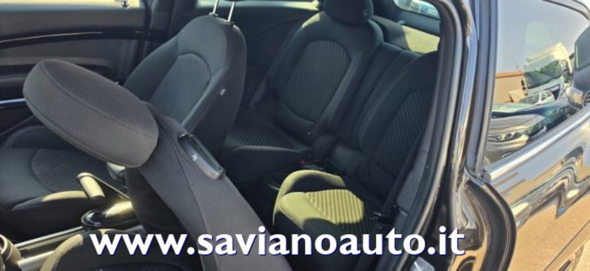 MINI Mini Paceman 1.6 Cooper D Paceman (6)