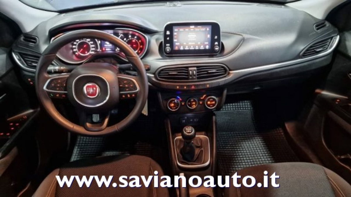 Fiat Tipo Tipo 1.6 Mjt 4 porte Lounge (9)