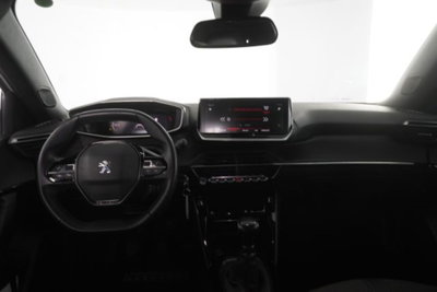 Peugeot 2008 PureTech 100 S&S Allure Pack (12)