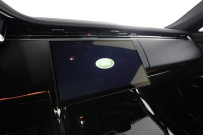 Land Rover Range Rover Sport 3.0D l6 300 CV HSE Dynamic Stealth (16)