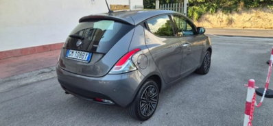 Lancia Ypsilon 1.0 FireFly 5 porte S&S Hybrid Gold Plus (5)