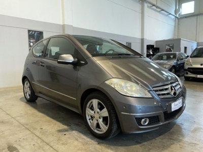 Mercedes-Benz Classe A 180 CDI Coupé Avantgarde (7)