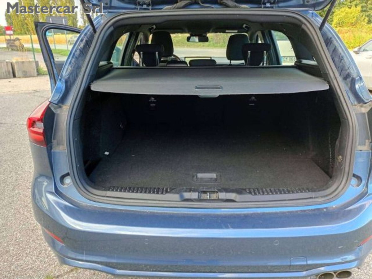 Ford Focus Station Wagon 1.0 EcoBoost Hybrid 125CV Powershift SW ST-Line Design (14)