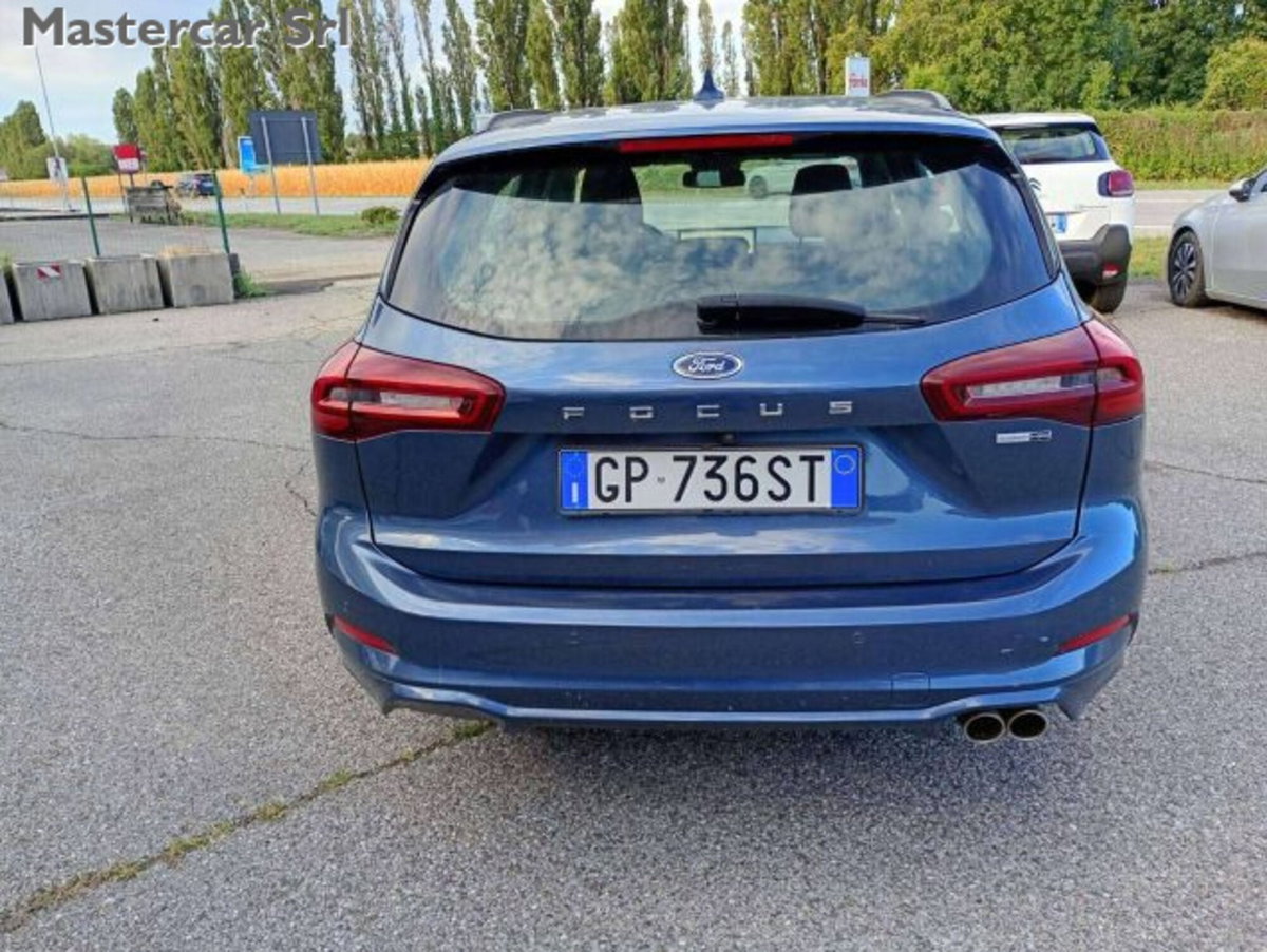 Ford Focus Station Wagon 1.0 EcoBoost Hybrid 125CV Powershift SW ST-Line Design (5)