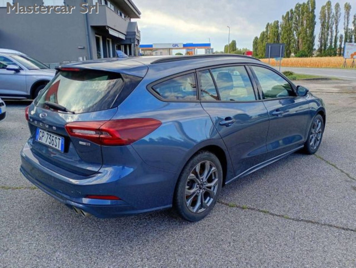 Ford Focus Station Wagon 1.0 EcoBoost Hybrid 125CV Powershift SW ST-Line Design (6)